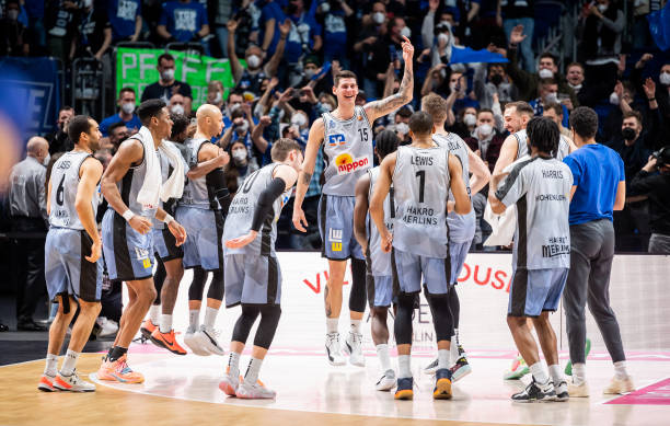 次安全车后 次安全车后